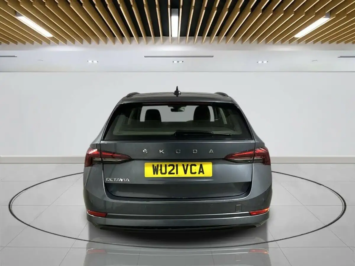 2020-skoda-octavia-15-tsi-se-technology-act-estate-big-2