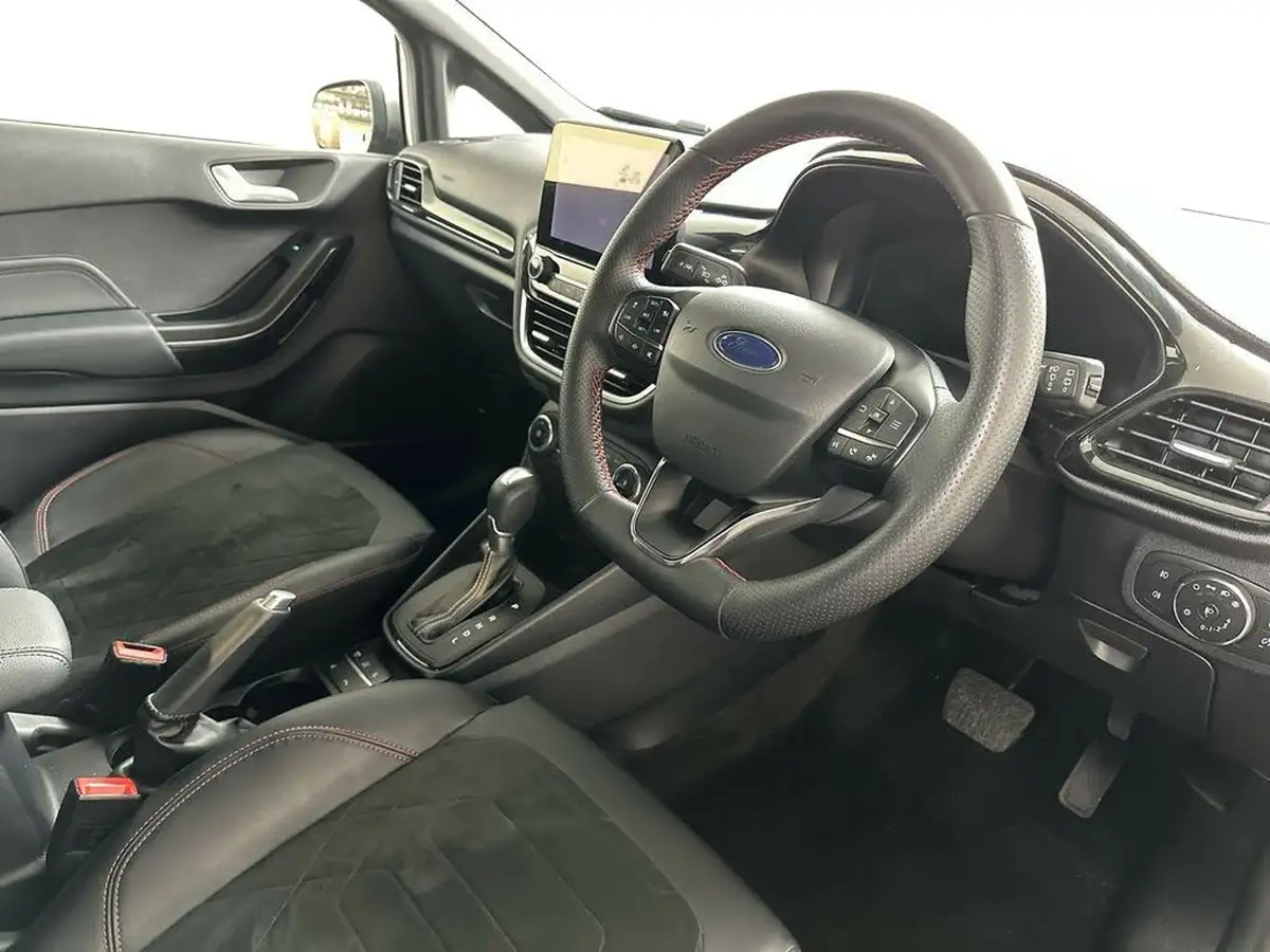 2023-ford-fiesta-10t-st-line-x-125ps-hybrid-mhev-powershift-big-9