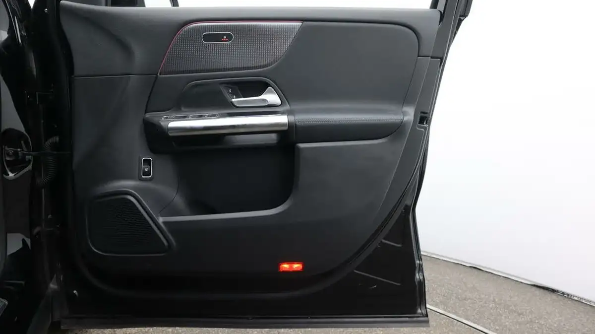 2022-mercedes-benz-eqa-e-eqa-250-sport-big-15