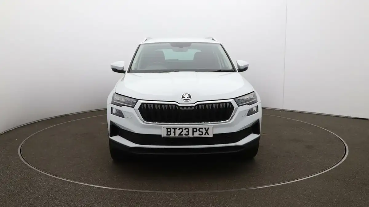 2023-skoda-karoq-20tdi-se-l-116ps-dsg-big-32
