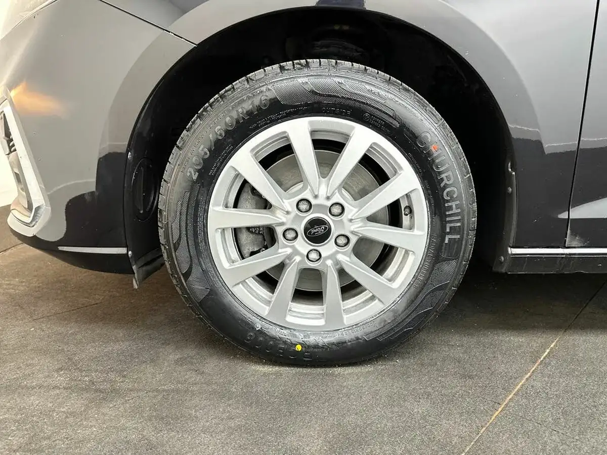 2022-ford-tourneo-connect-20-titanium-123ps-auto-big-11
