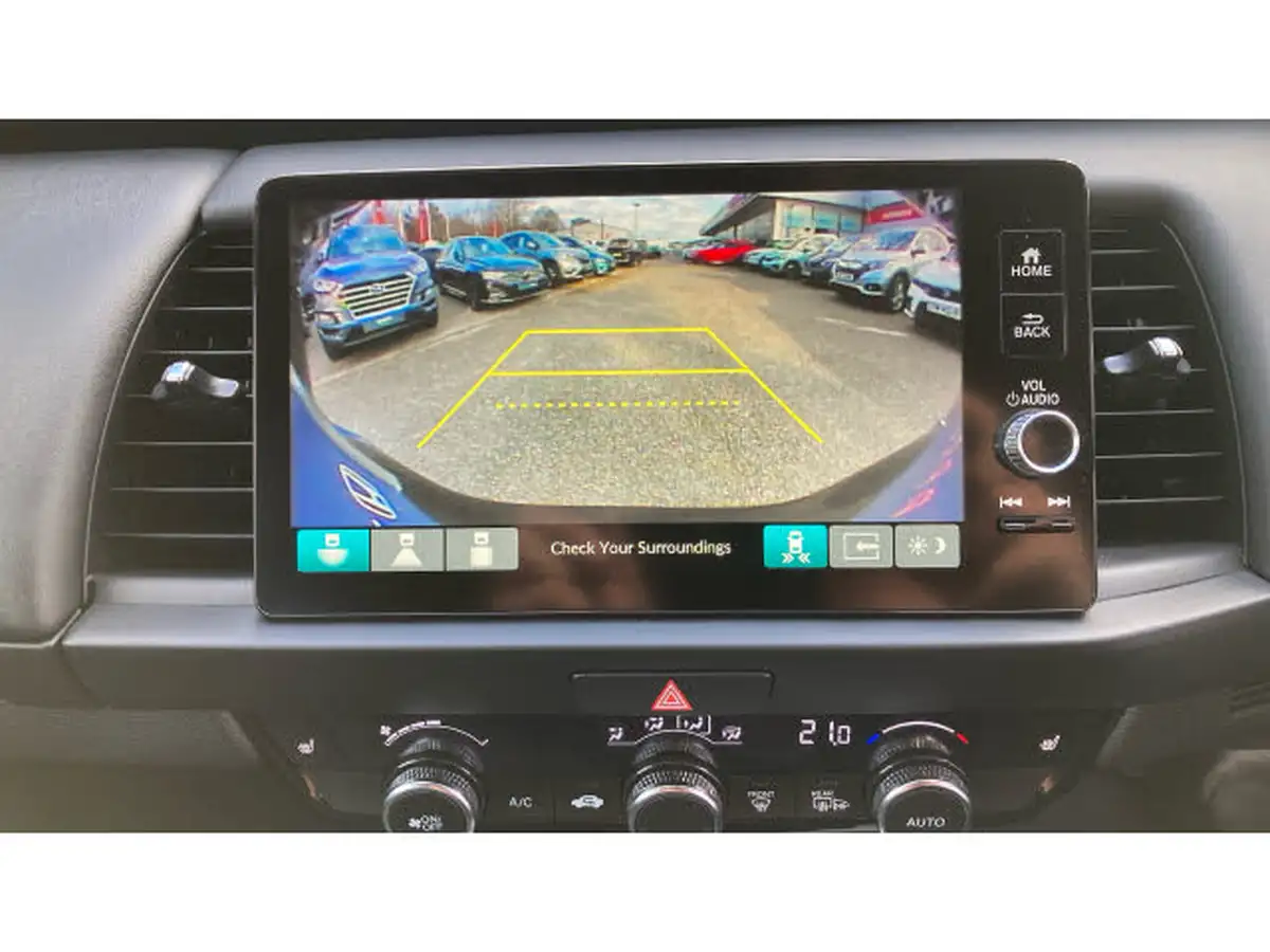 2023-honda-jazz-15-i-mmd-advance-big-25