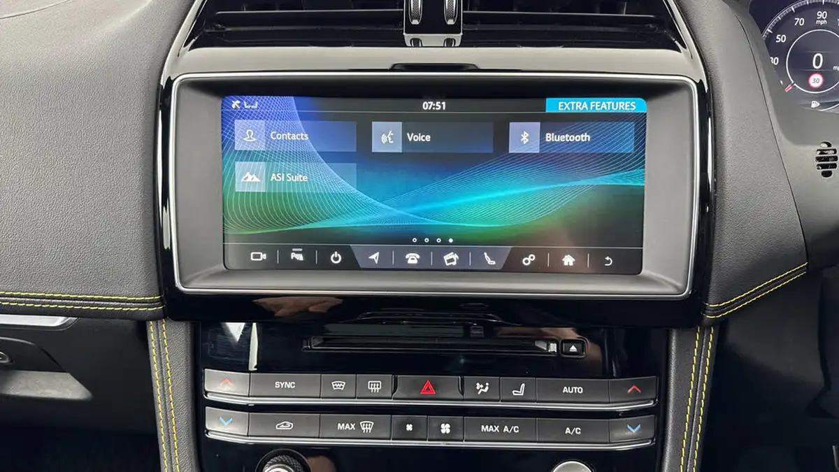 2019-jaguar-f-pace-30td-300-sport-big-16