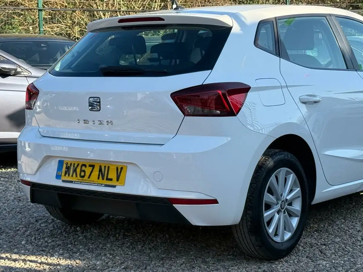 2017-seat-ibiza-10-se-ss-hatchback-5d-big-6