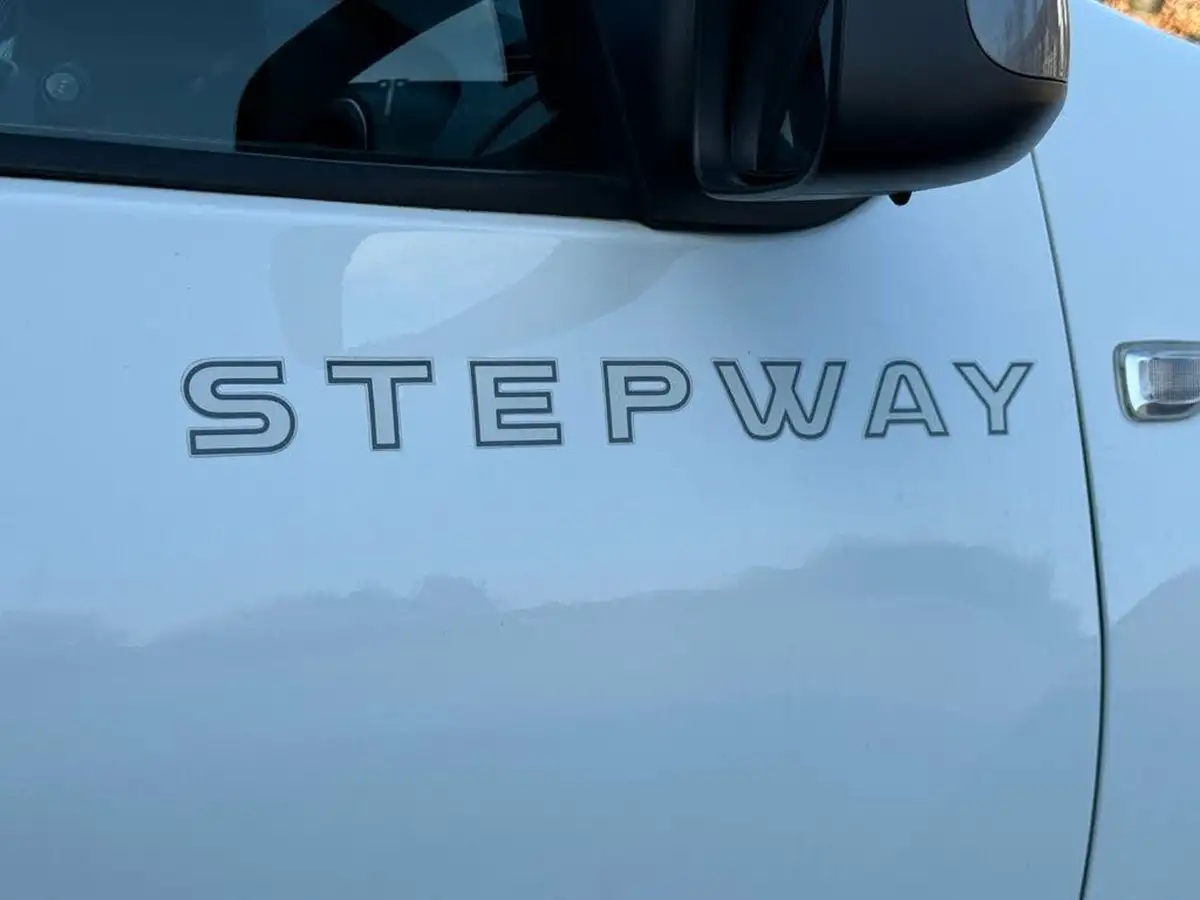 2018-dacia-sandero-stepway-09-tce-laureate-big-37