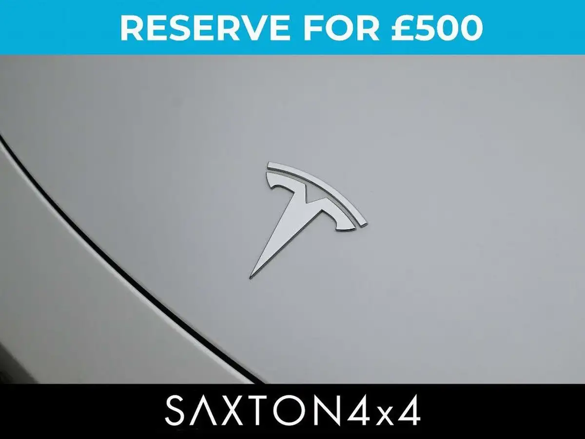2024-tesla-model-y-e-rwd-big-17