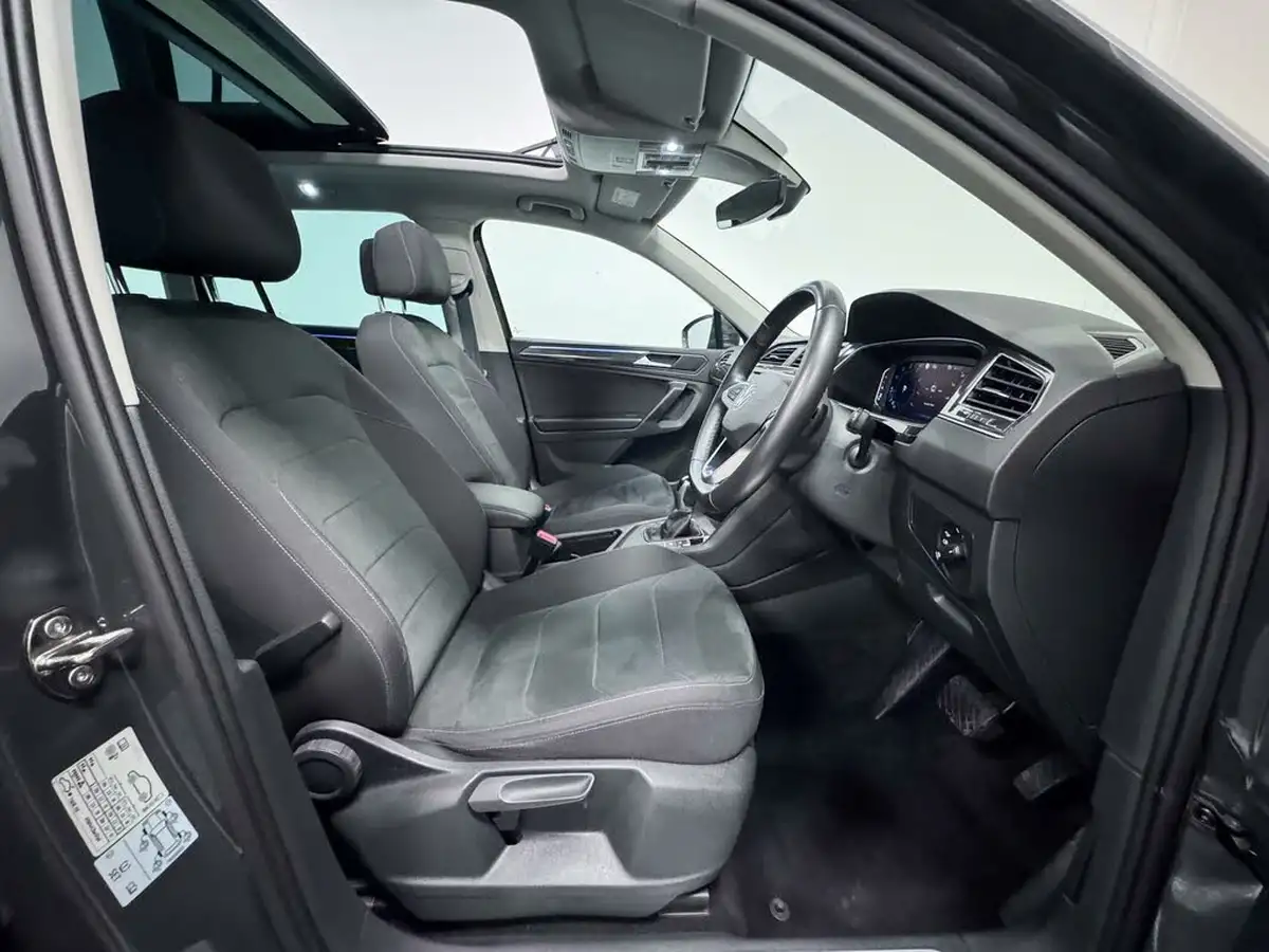 2021-volkswagen-tiguan-15-tsi-elegance-big-29