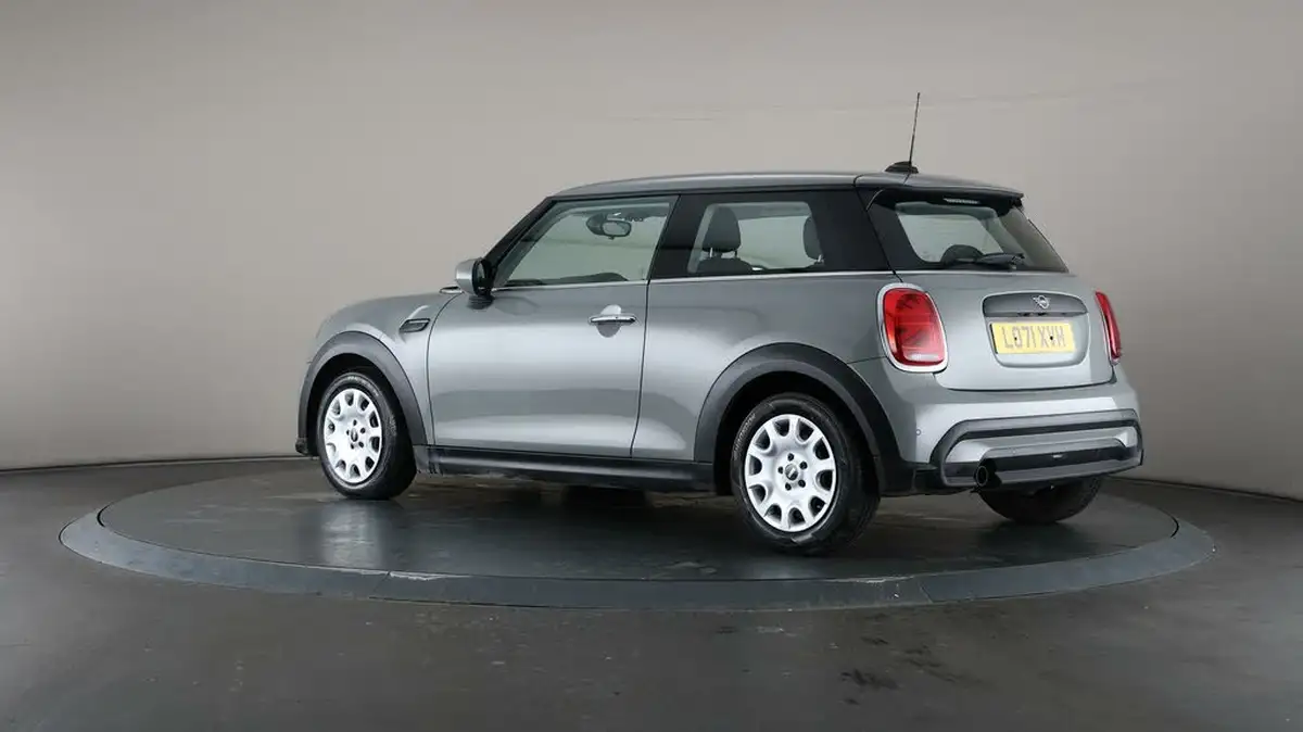 2022-mini-cooper-15-one-classic-3d-auto-big-64