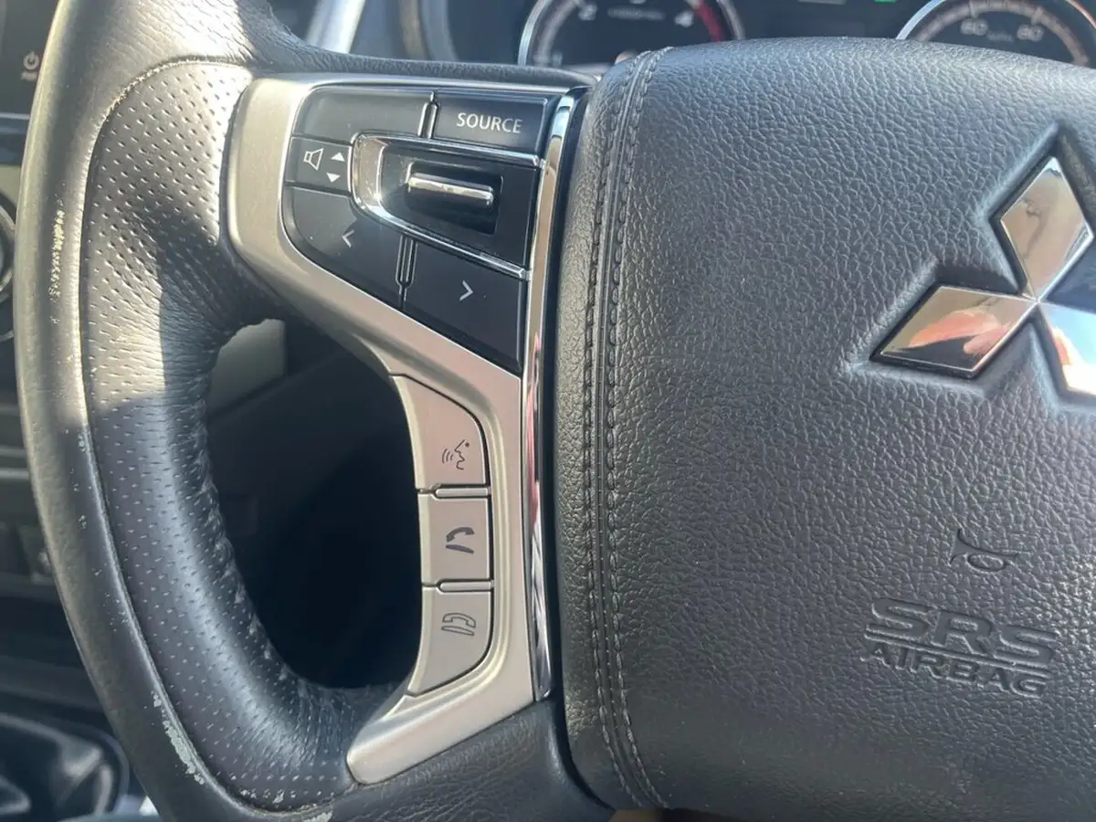 2019-mitsubishi-l200-24di-d-barbarian-eu6-big-33