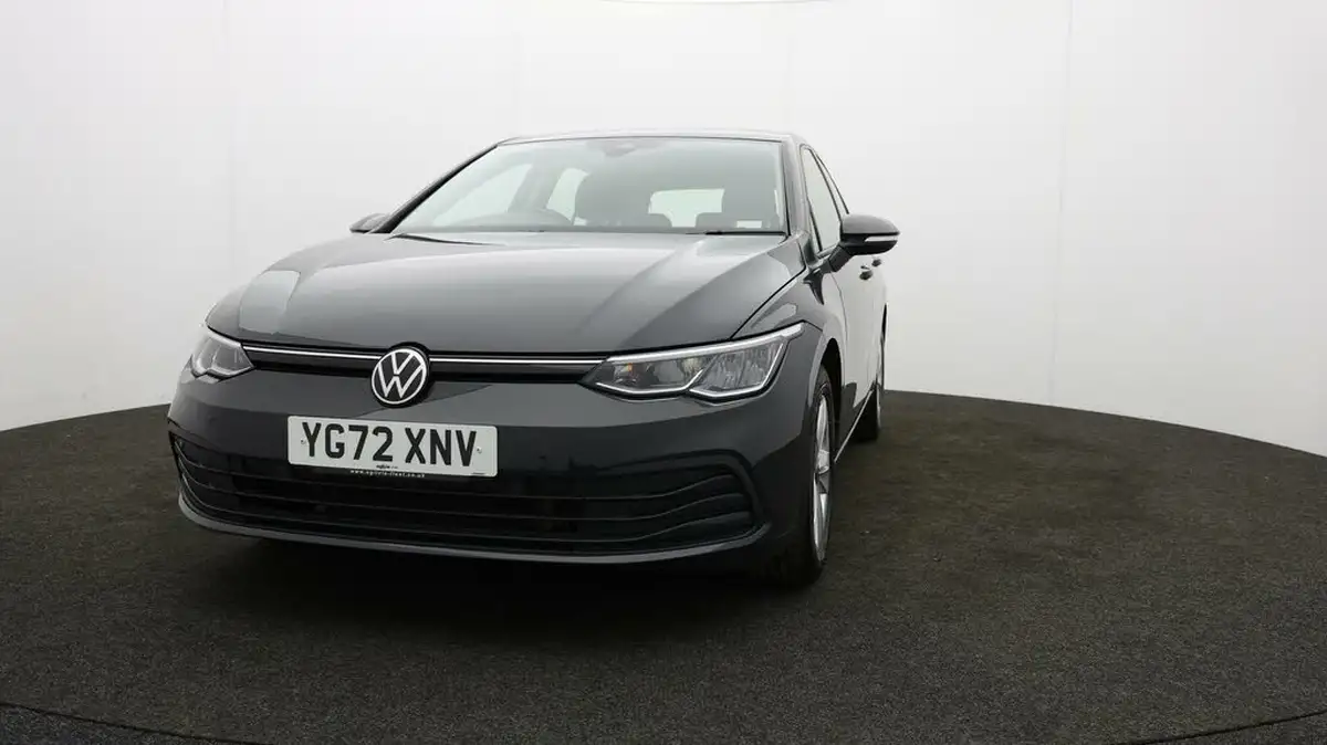 2022-volkswagen-golf-20tdi-life-hatchback-big-47