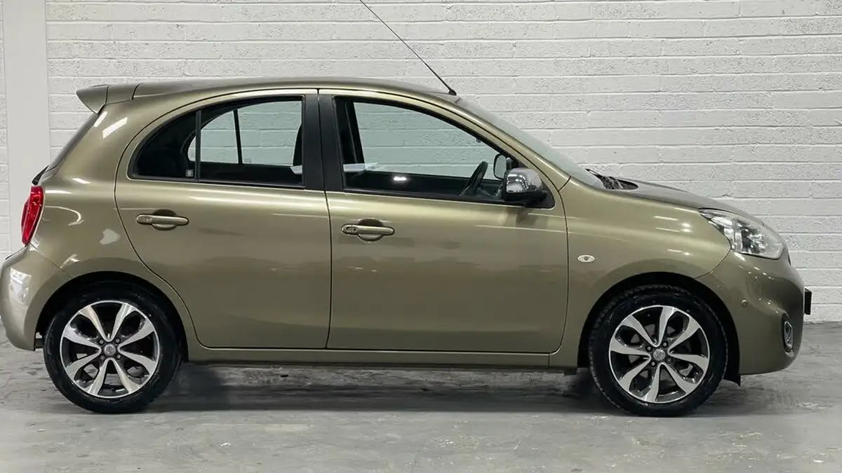 2014-nissan-micra-12-tekna-98ps-glass-roof-cvt-big-6