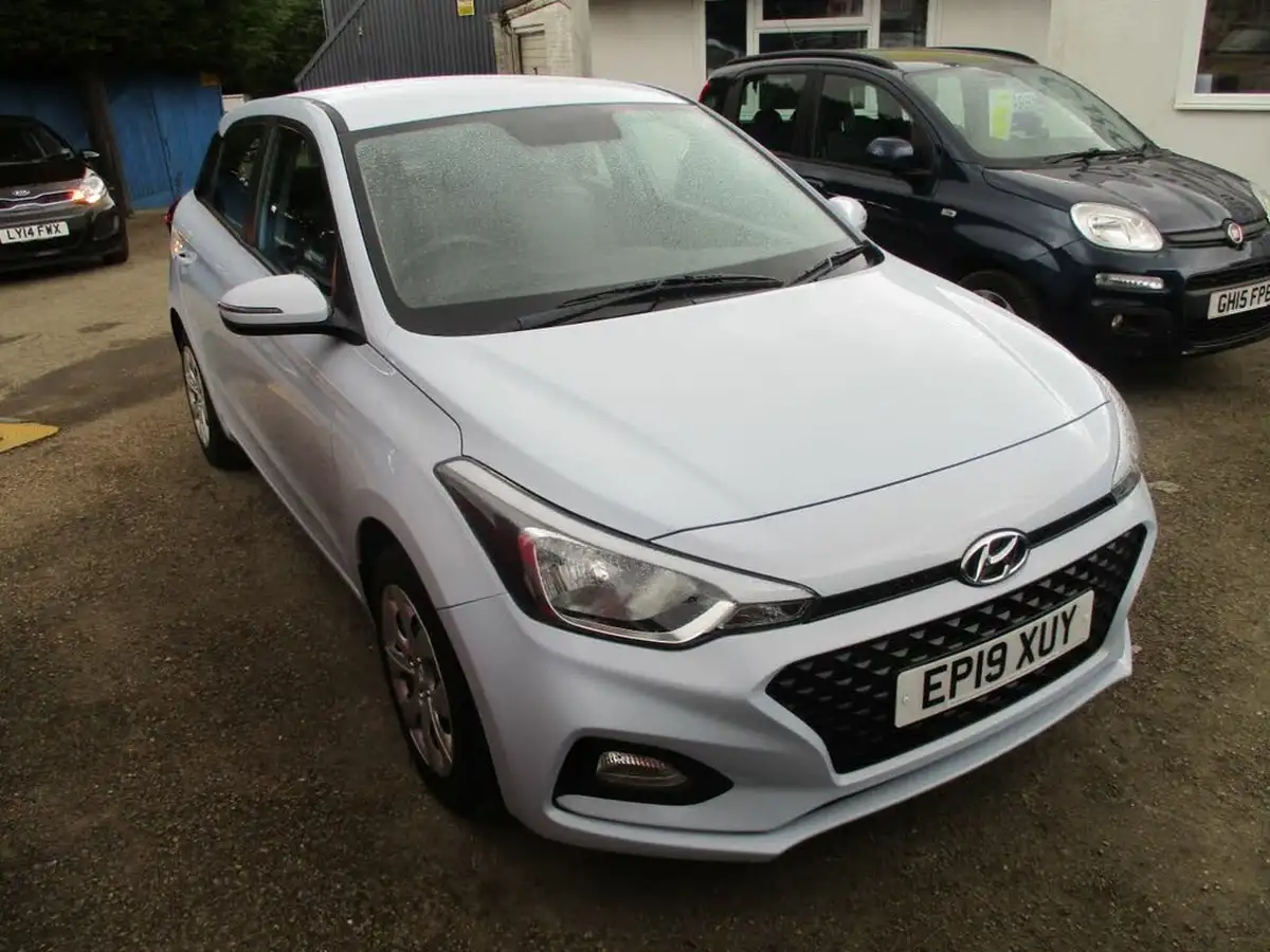 2019-hyundai-i20-12-s-connect-big-0