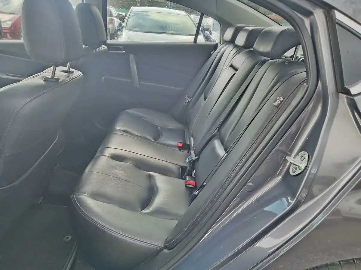 2009-mazda-mazda6-25-sl-big-16