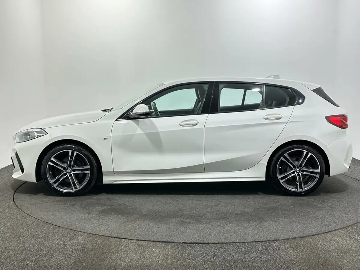 2020-bmw-1-series-20td-118d-m-sport-big-3