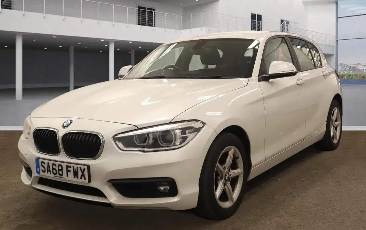 2018-bmw-1-series-15td-116d-se-business-5d-big-2