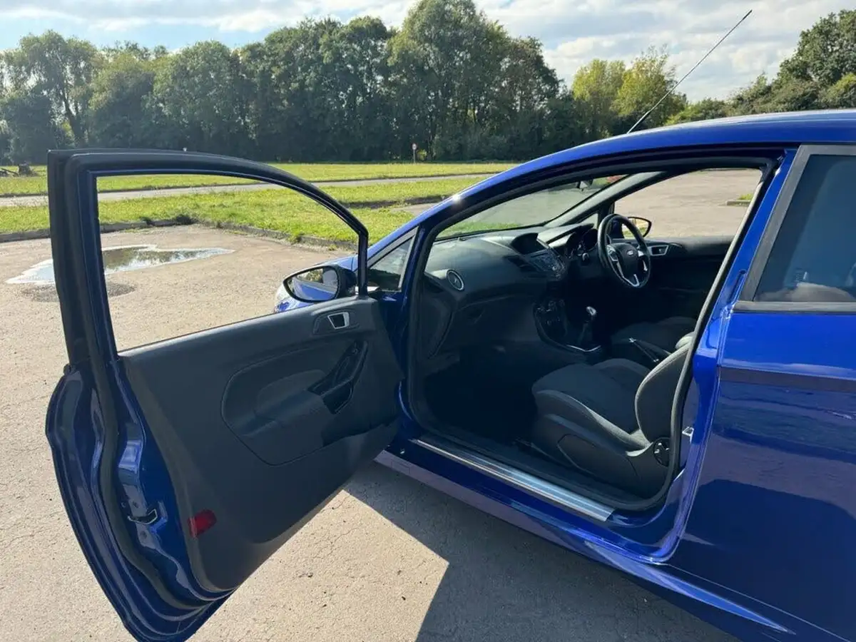 2017-ford-fiesta-10t-st-line-125ps-3d-big-15