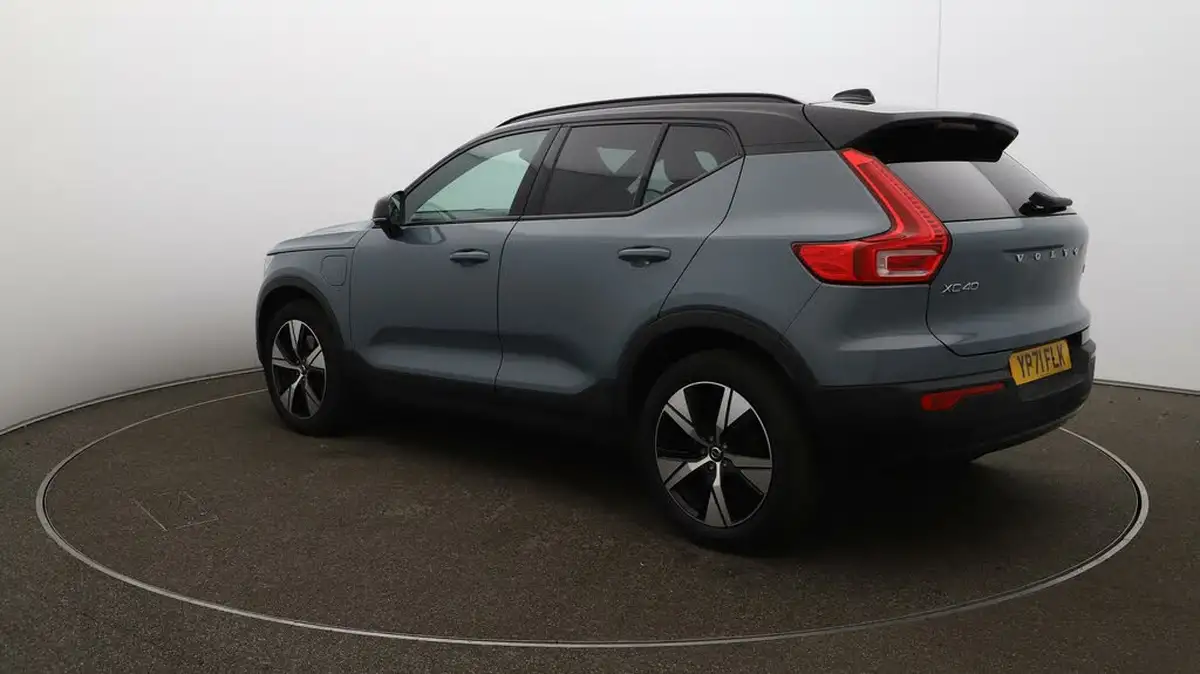 2021-volvo-xc40-15-t4-r-design-208bhp-big-54