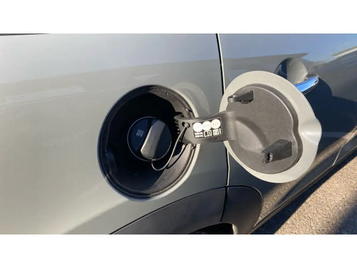 2021-mini-cooper-15-cooper-classic-hatchback-5d-big-30
