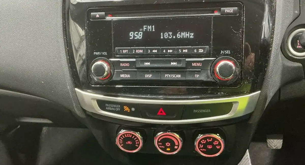 2015-mitsubishi-asx-16d-zc-m-big-1