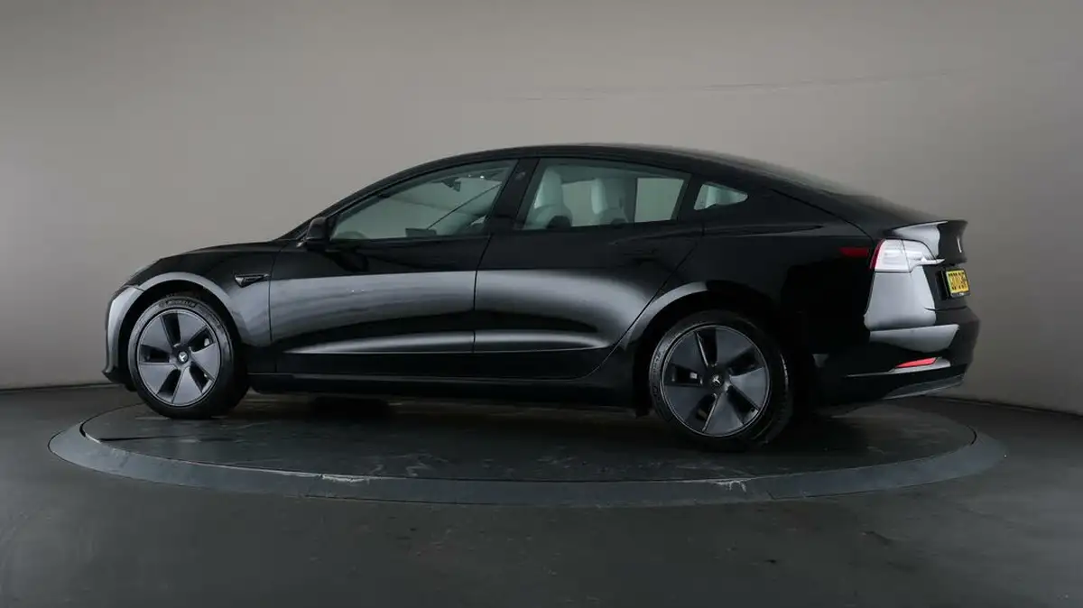 2021-tesla-model-3-e-long-range-4x4-big-69