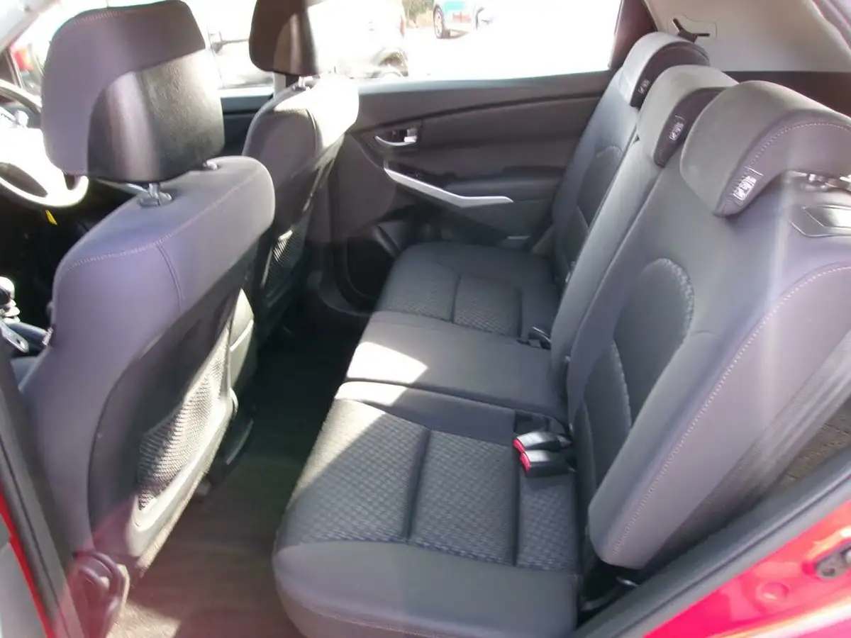 2013-kgm-ssangyong-korando-20td-se4-big-23