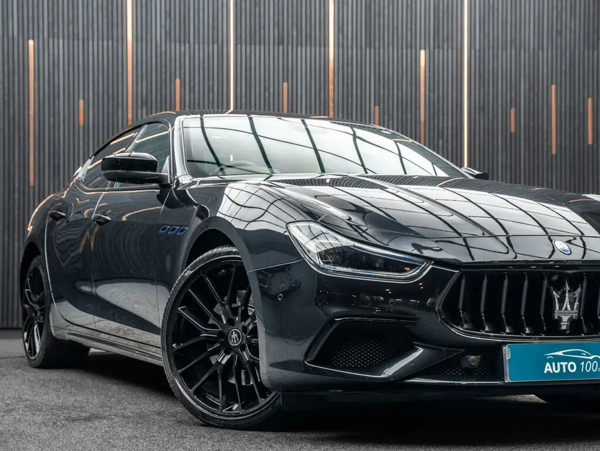 2021-maserati-ghibli-20-gransport-big-6