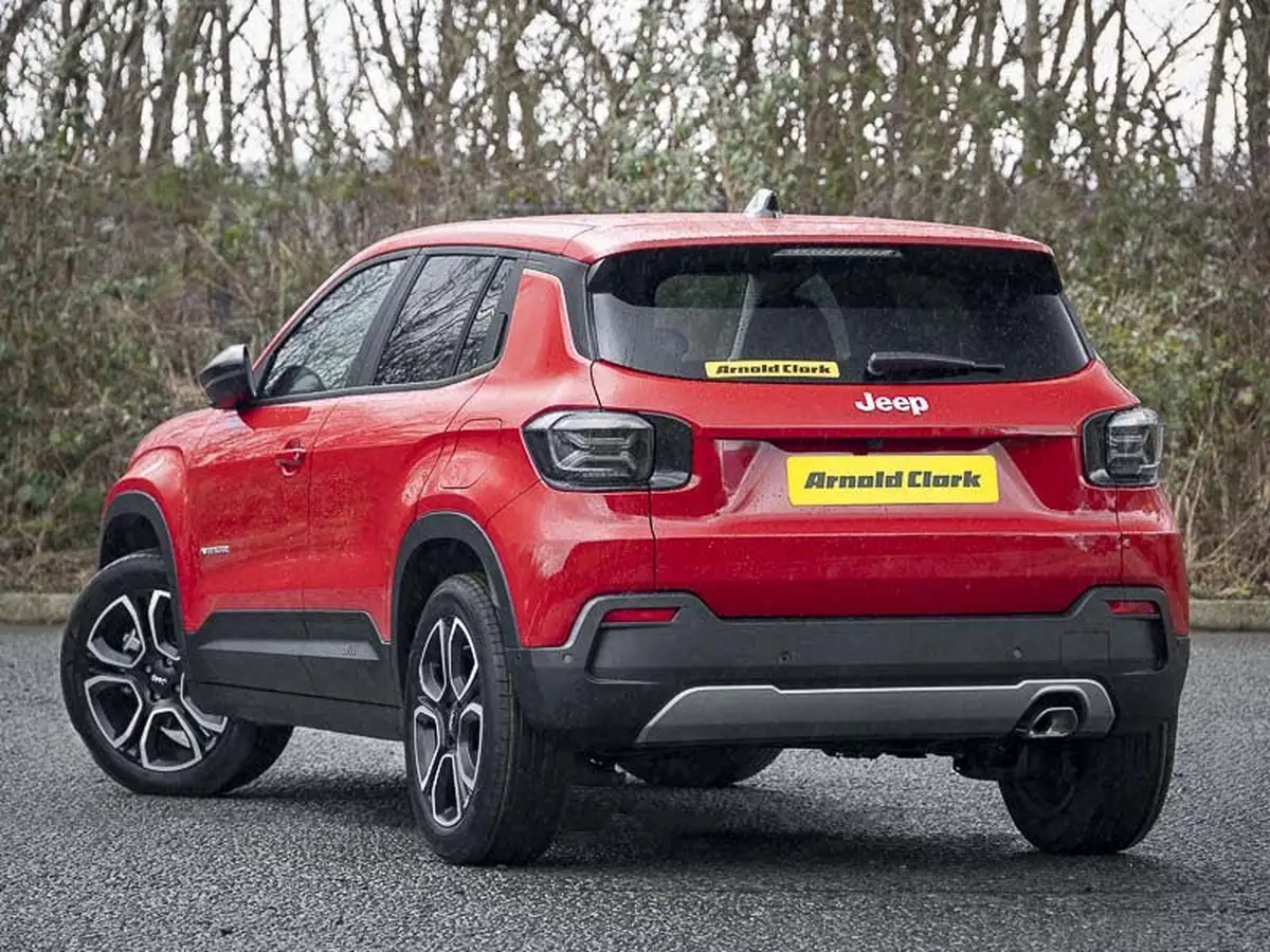 2025-jeep-avenger-12-gse-summit-big-1