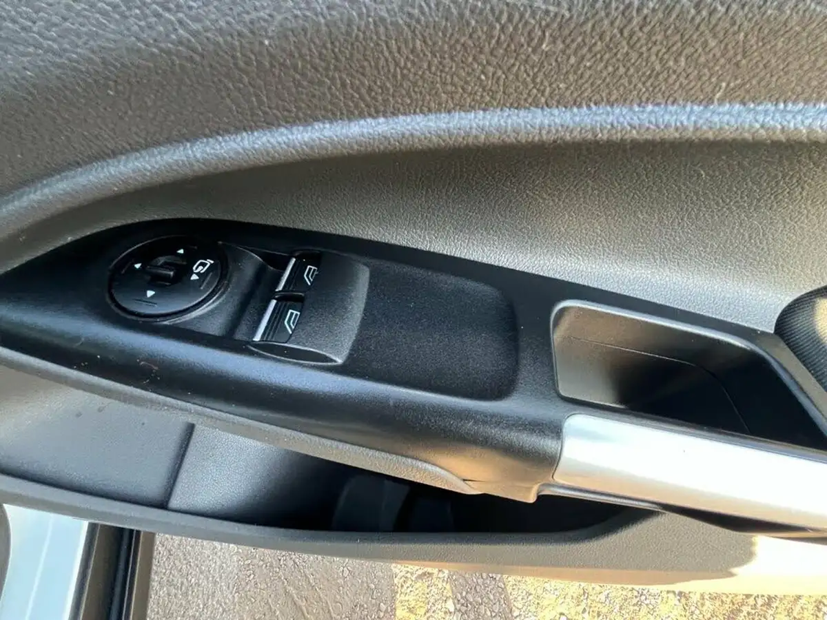 2020-ford-transit-connect-15-ecoblue-l1-200-limited-big-11