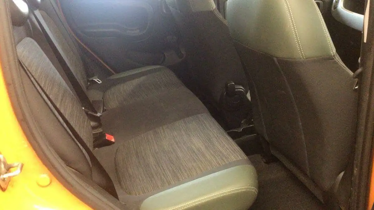 2018-fiat-panda-09-waze-big-13