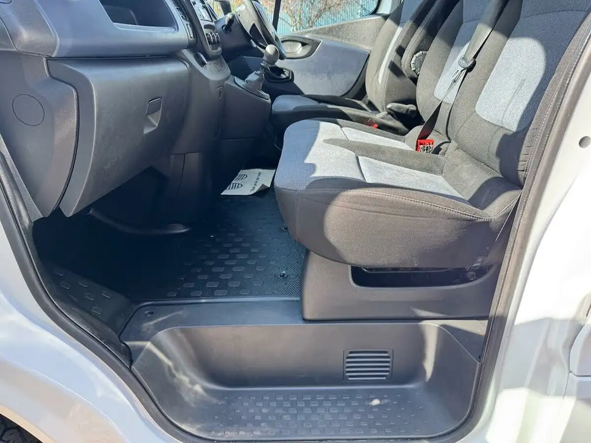 2015-vauxhall-vivaro-16cdti-2700-l1h1-90ps-panel-big-13