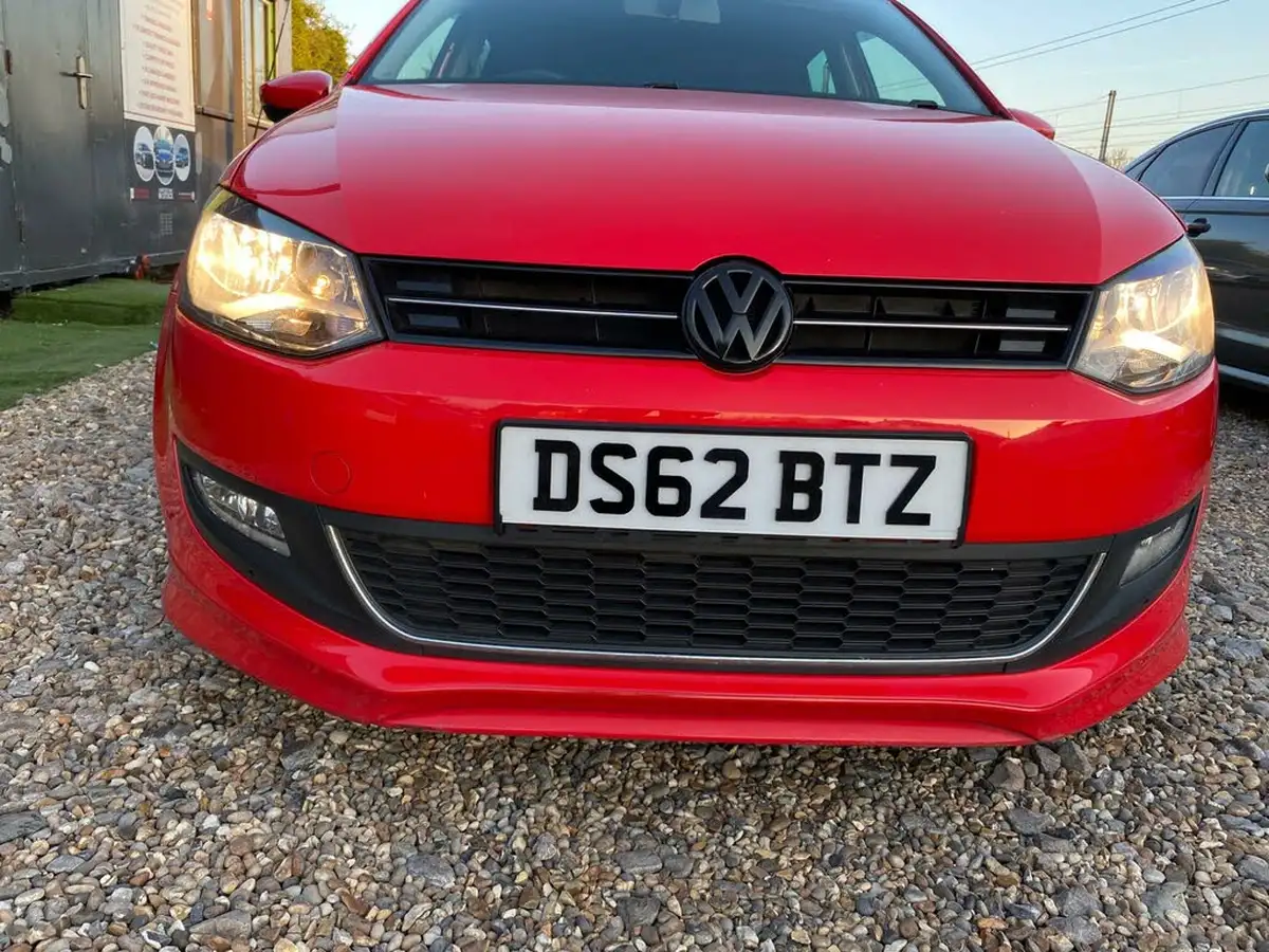 2012-volkswagen-polo-12-match-60ps-5d-big-13