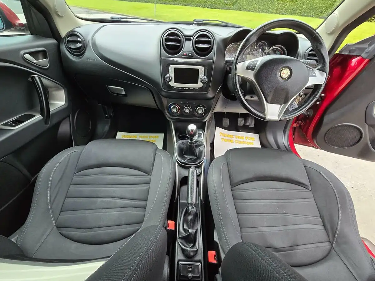 2014-alfa-romeo-mito-13jtdm-2-sprint-big-39