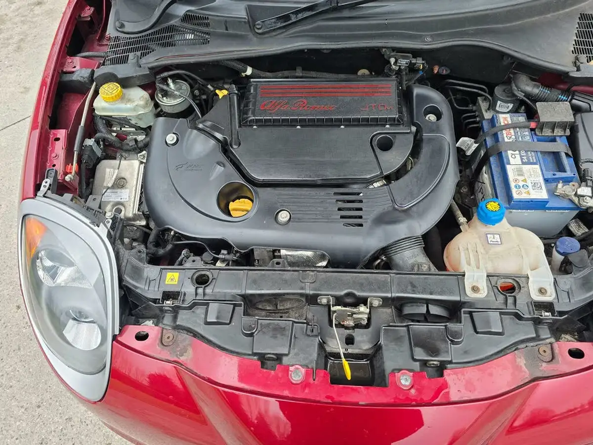 2014-alfa-romeo-mito-13jtdm-2-sprint-big-63
