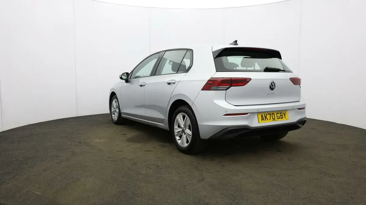 2020-volkswagen-golf-15-tsi-life-130ps-hatchback-big-35