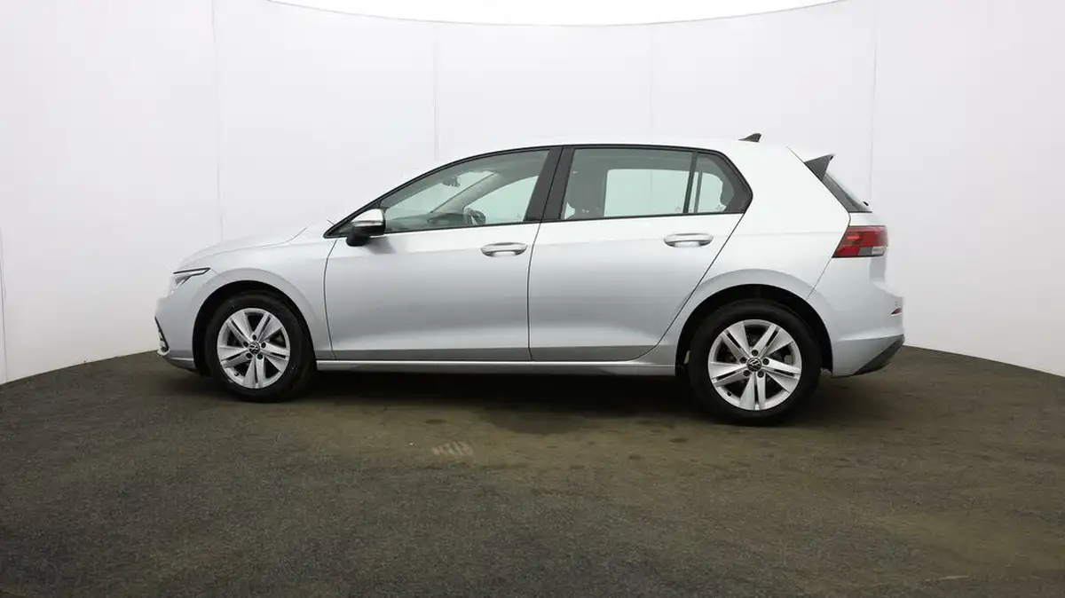 2020-volkswagen-golf-15-tsi-life-130ps-hatchback-big-59