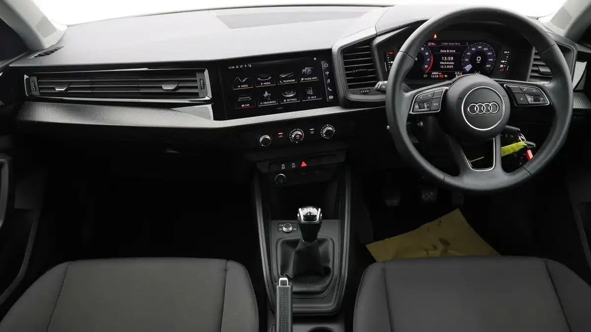 2023-audi-a1-10-25-tfsi-technik-big-12