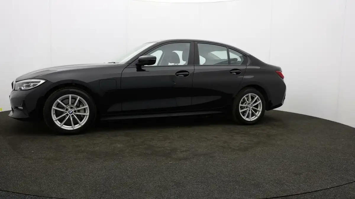 2020-bmw-3-series-20-330e-se-pro-saloon-4d-big-57