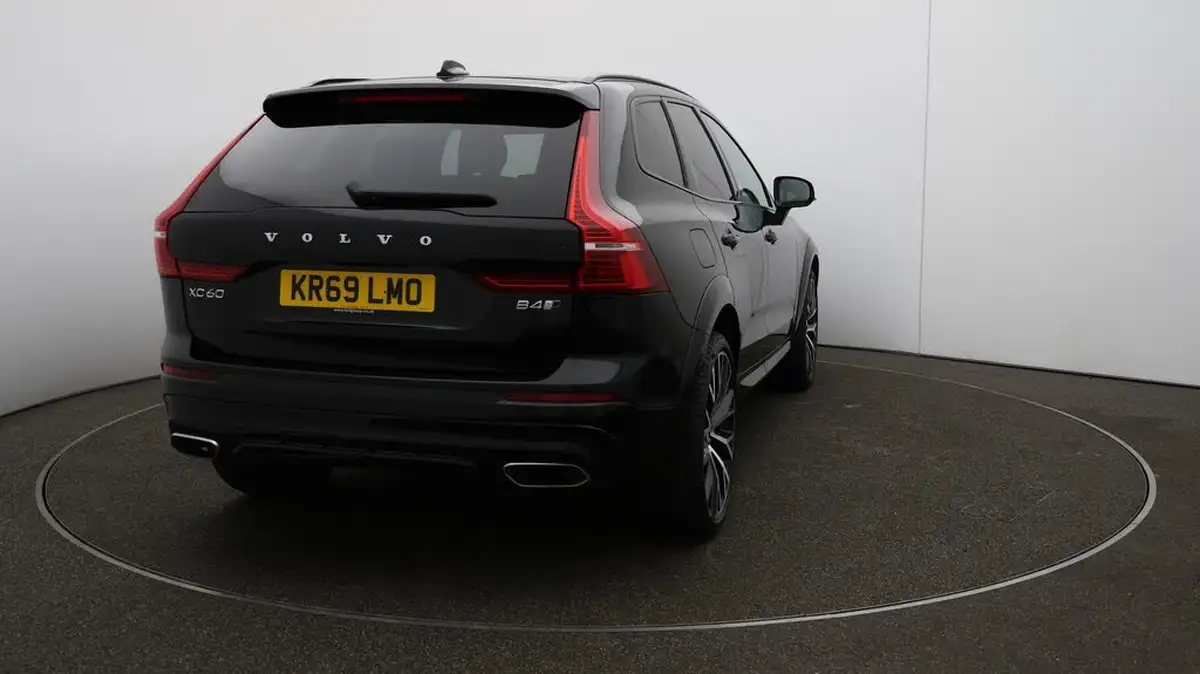2019-volvo-xc60-20td-b4-r-design-pro-big-50