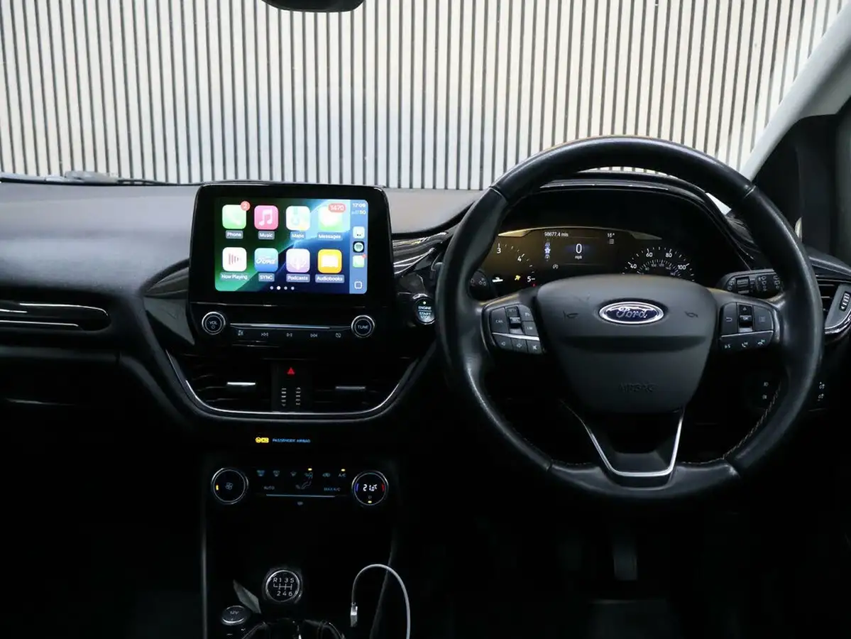 2017-ford-fiesta-15tdci-titanium-120ps-ss-5d-1498cc-big-40