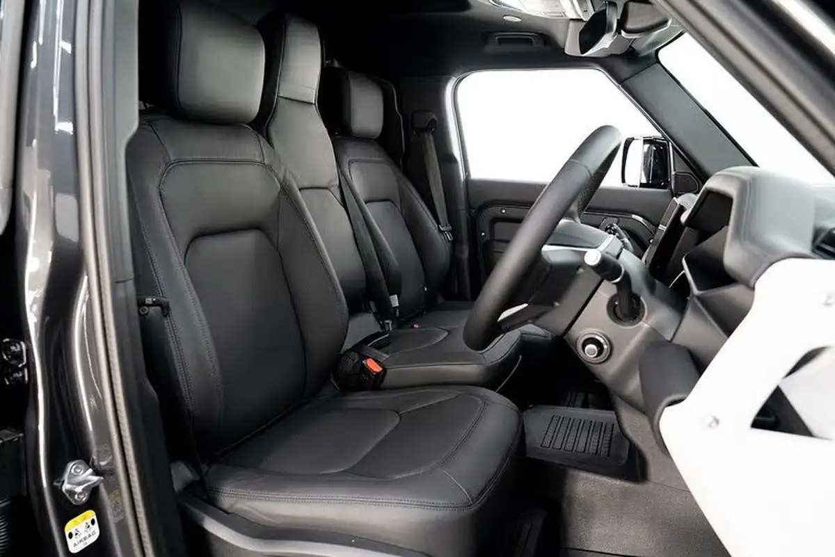 2025-land-rover-110-defender-30-d350-hard-top-x-dynamic-hse-110-big-6