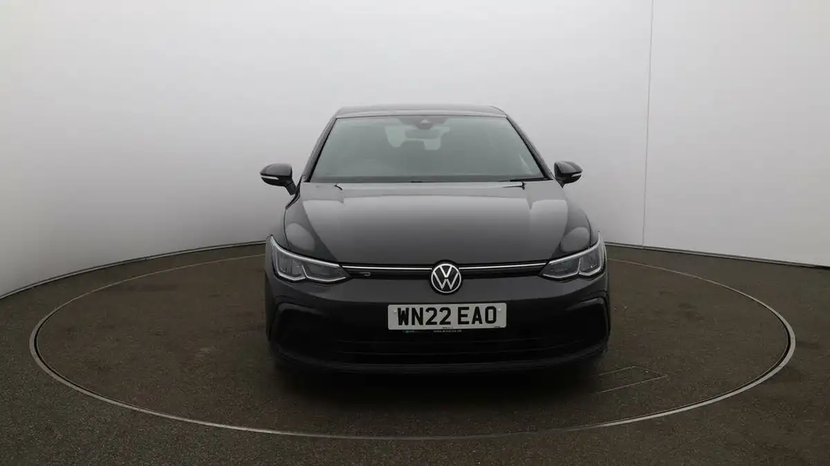 2022-volkswagen-golf-15-tsi-r-line-150ps-hatchback-big-2