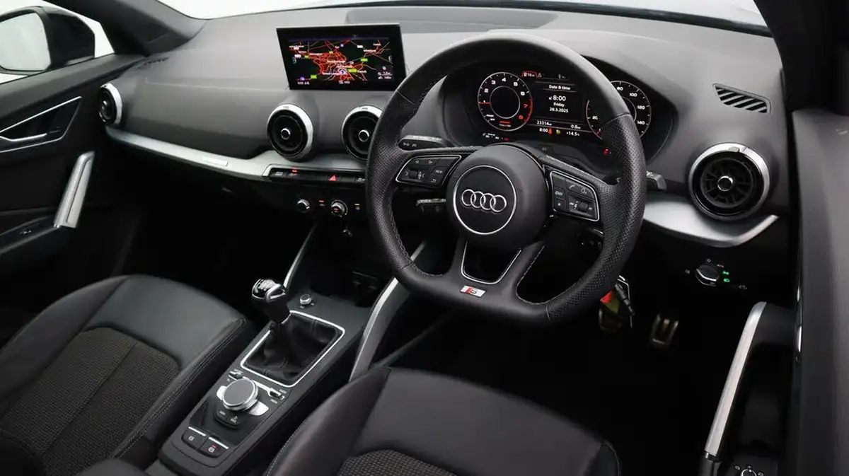 2021-audi-q2-15-35-tfsi-black-edition-big-9