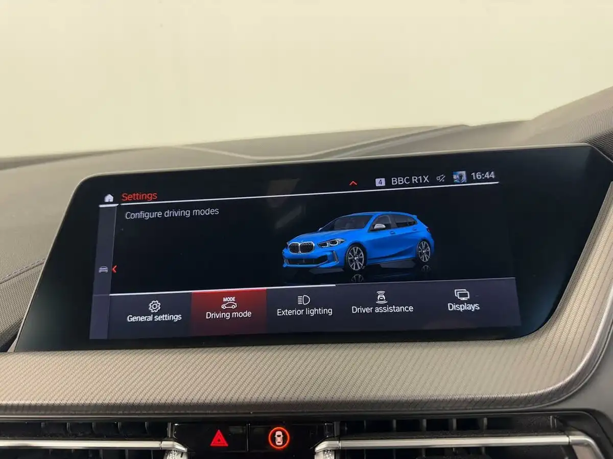 2021-bmw-1-series-20-m135i-xdrive-big-57