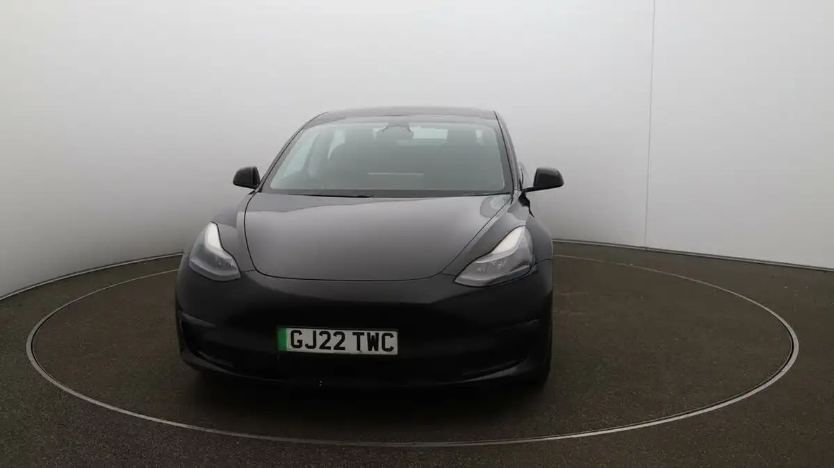 2022-tesla-model-3-e-long-range-big-30