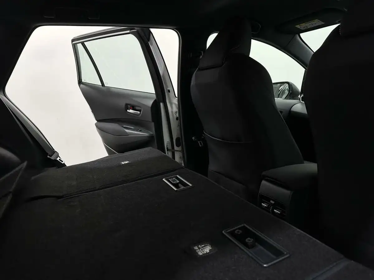 2021-toyota-corolla-20-vvt-i-icon-tech-touring-sports-big-43