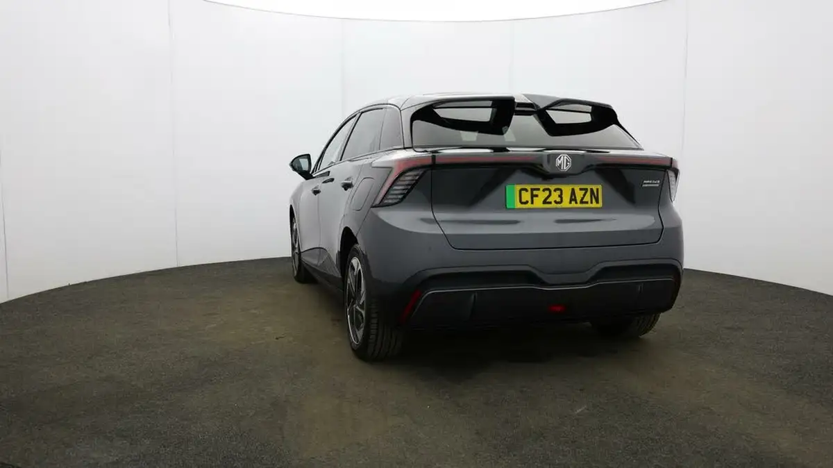 2023-mg-mg4-e-trophy-ev-203ps-long-big-56