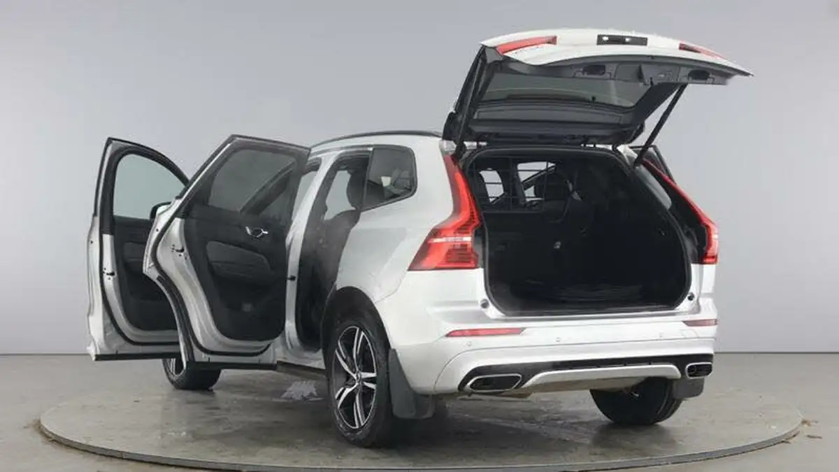 2020-volvo-xc60-20-b5-r-design-awd-big-10
