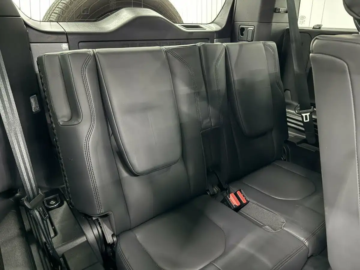 2023-land-rover-110-defender-30-d300-x-dynamic-hse-big-10