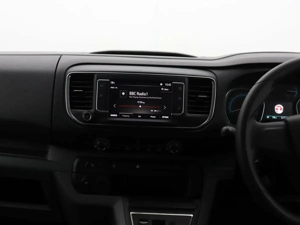 2022-vauxhall-vivaro-life-e-combi-l-big-6