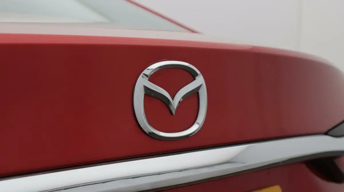 2019-mazda-mazda6-20-skyactiv-g-sport-nav-saloon-4d-big-21